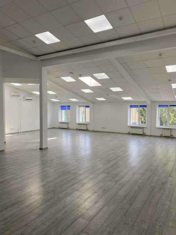 14-rent-kiyv-bc-mezhihirskyi-127m2-ideal-for-photo-studio-02 14-rent-kiyv-bc-mezhihirskyi-127m2-ideal-for-photo-studio-02