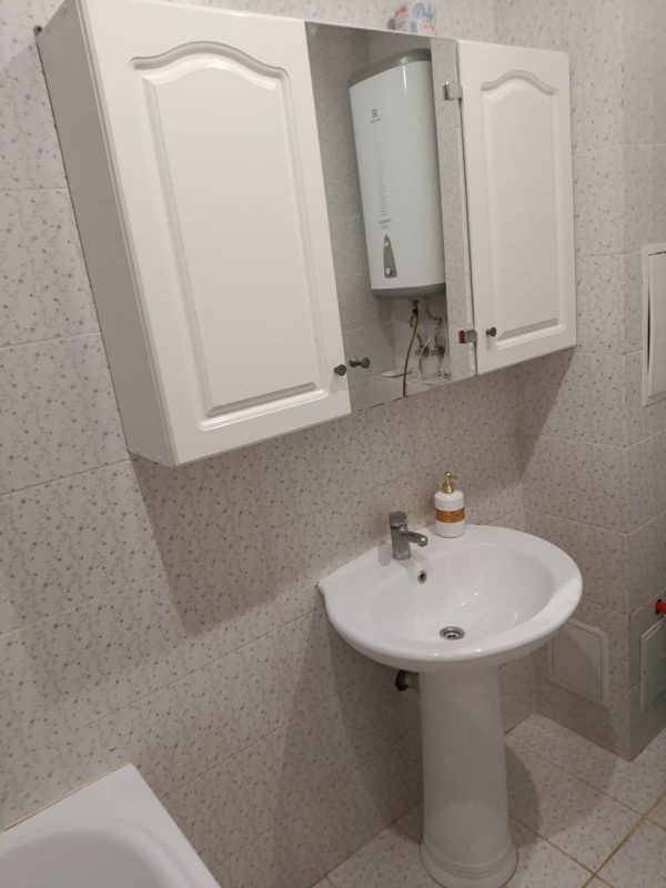 1f6102a6-a6f0-4030-9428-408d09d33a21